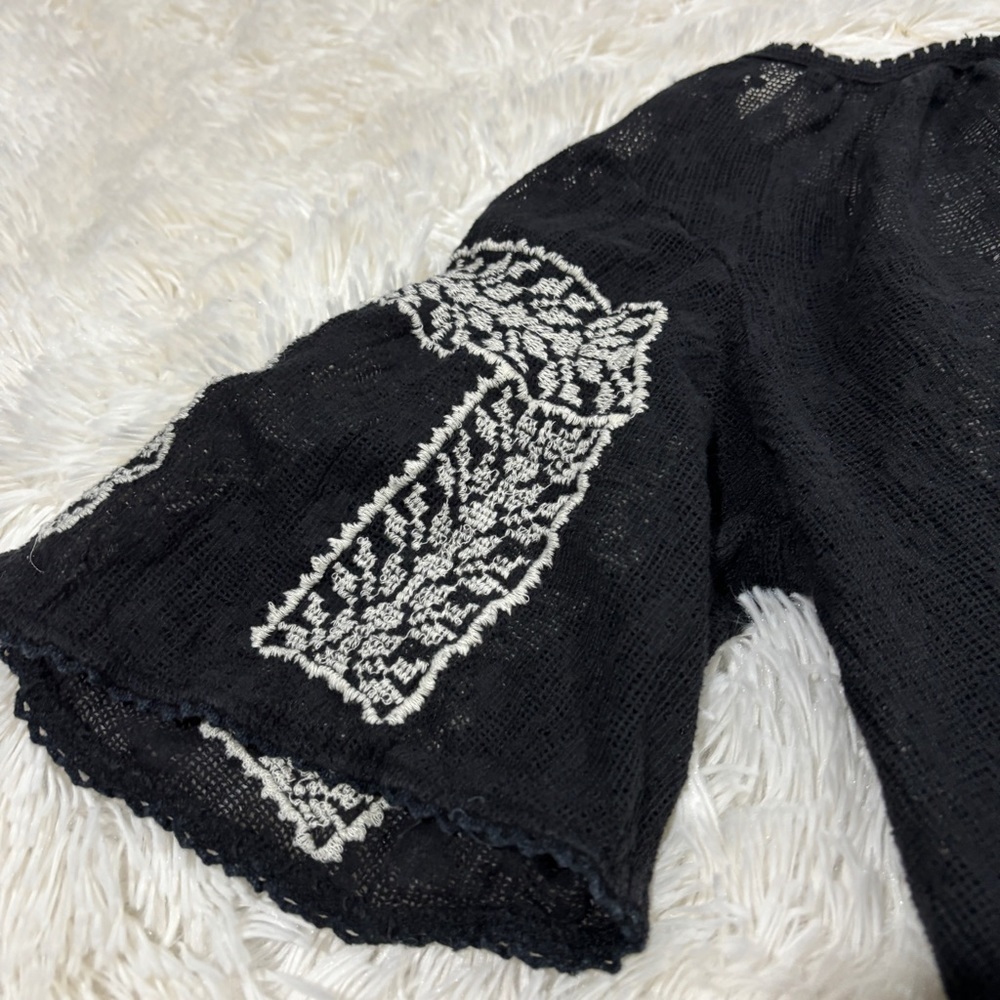 Free People “Gold Dust" Embroidered Peasant Top Woman’s Size Small - Picture 8 of 10